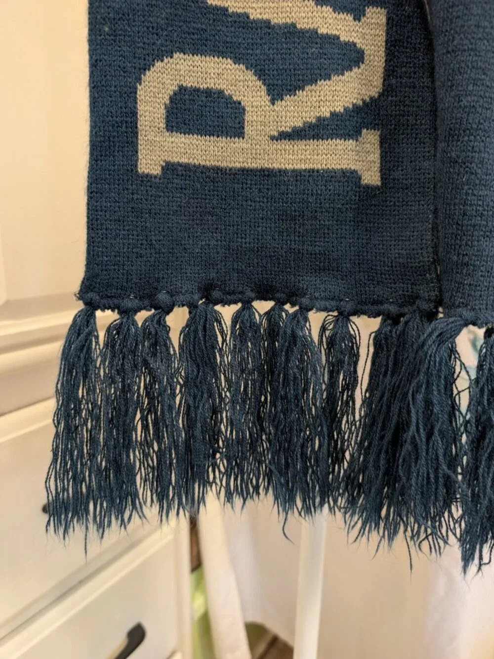 Official Harry Potter Ravenclaw Reversible Knit Scarf – Universal Studios